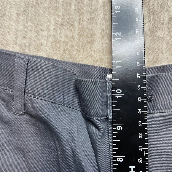 NEW Old Navy Shorts Boy's Size 14 Gray Chino short Adjustable Waist - Picture 6 of 9